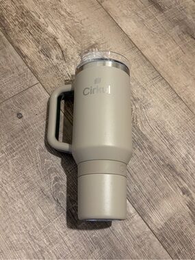 Tan Cirkul Travel Mug with Handle - 40oz